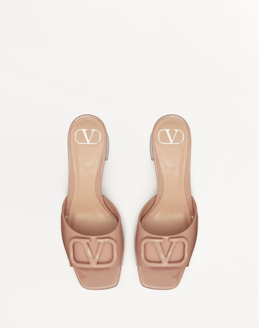 VLOGO SIGNATURE PATENT LEATHER SLIDE SANDAL 60MM - Image 4